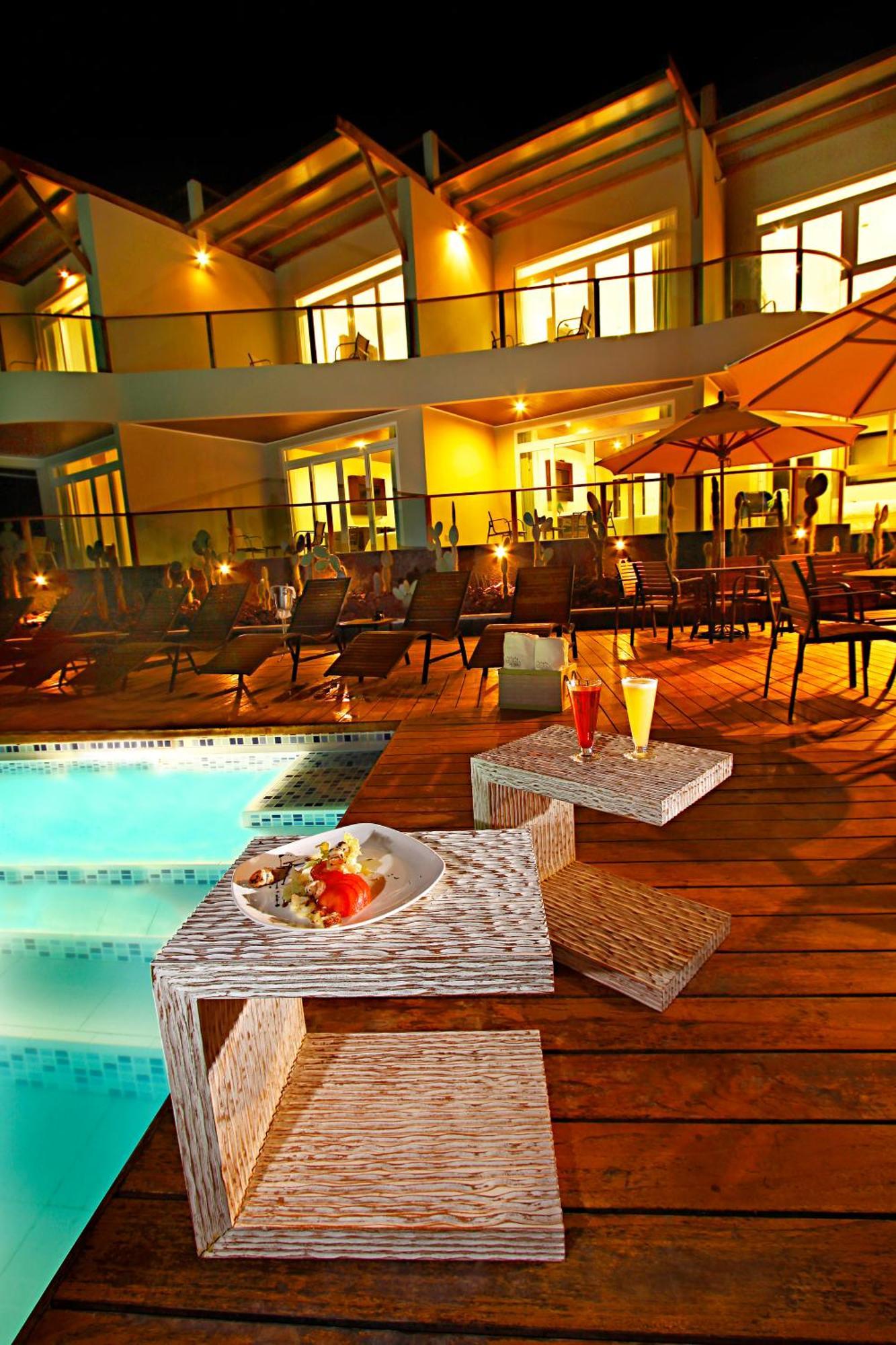 Iguana Crossing Boutique Hotel Puerto Villamil Exterior foto
